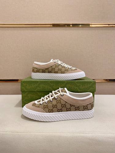 Picture of Gucci Shoes Men _SKUfw137903134fw